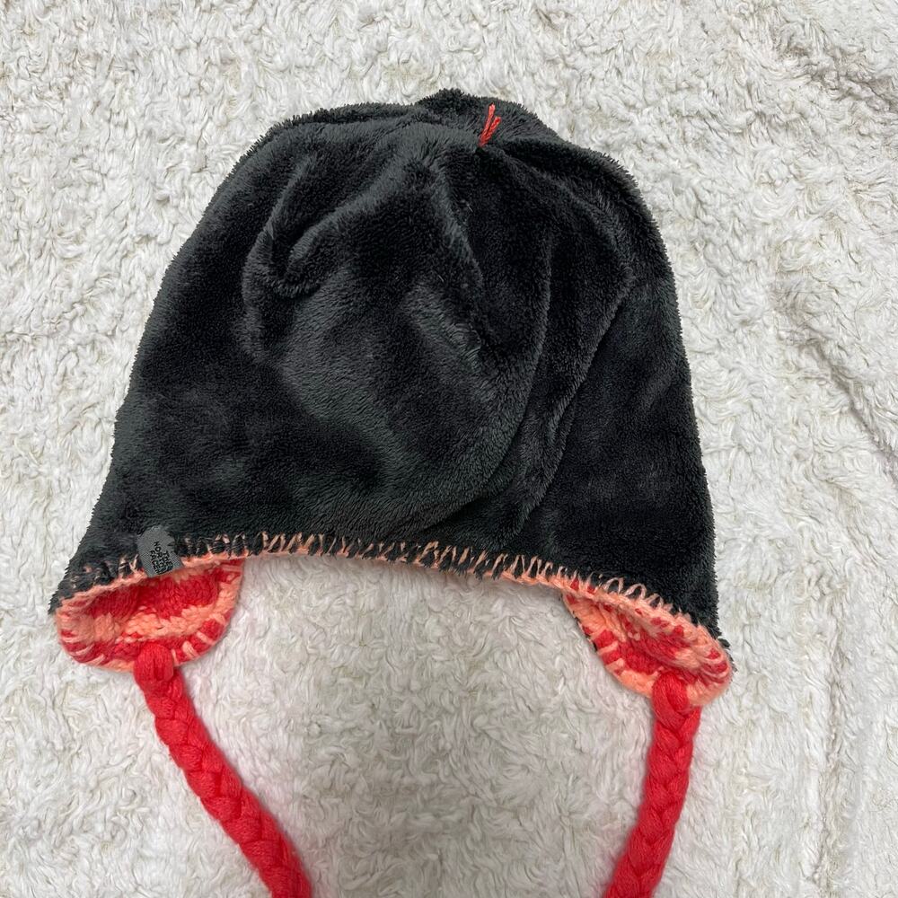 The North Face Peruvian Earflap Beanie Pom Hat Fleece Lined Red Orange Winter - Picture 6 of 6